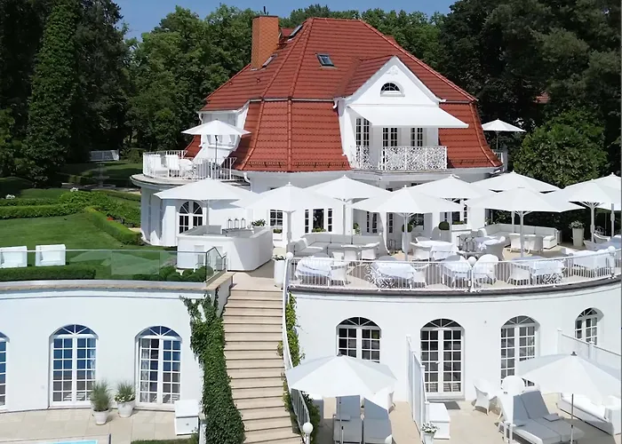 Villa Contessa - Luxury Spa Hotels